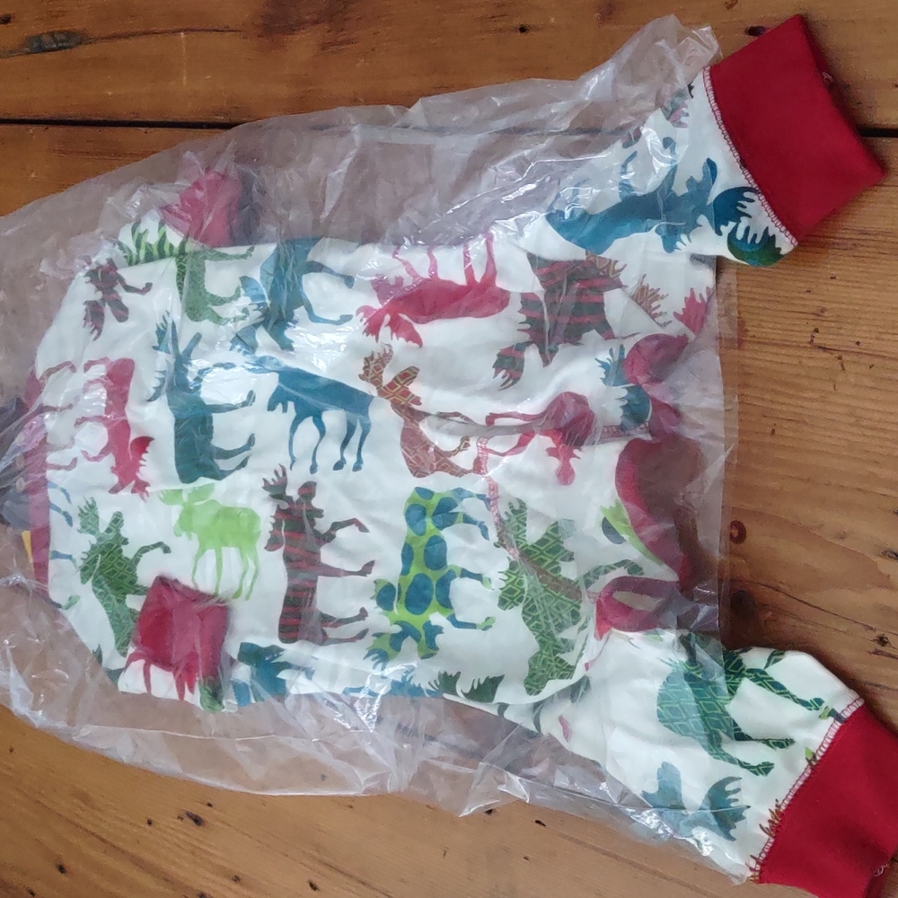 - New lazy one dog pj large